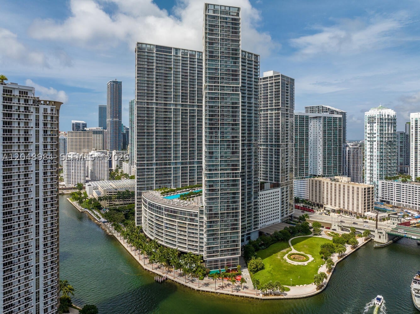 465 Brickell Ave 3506