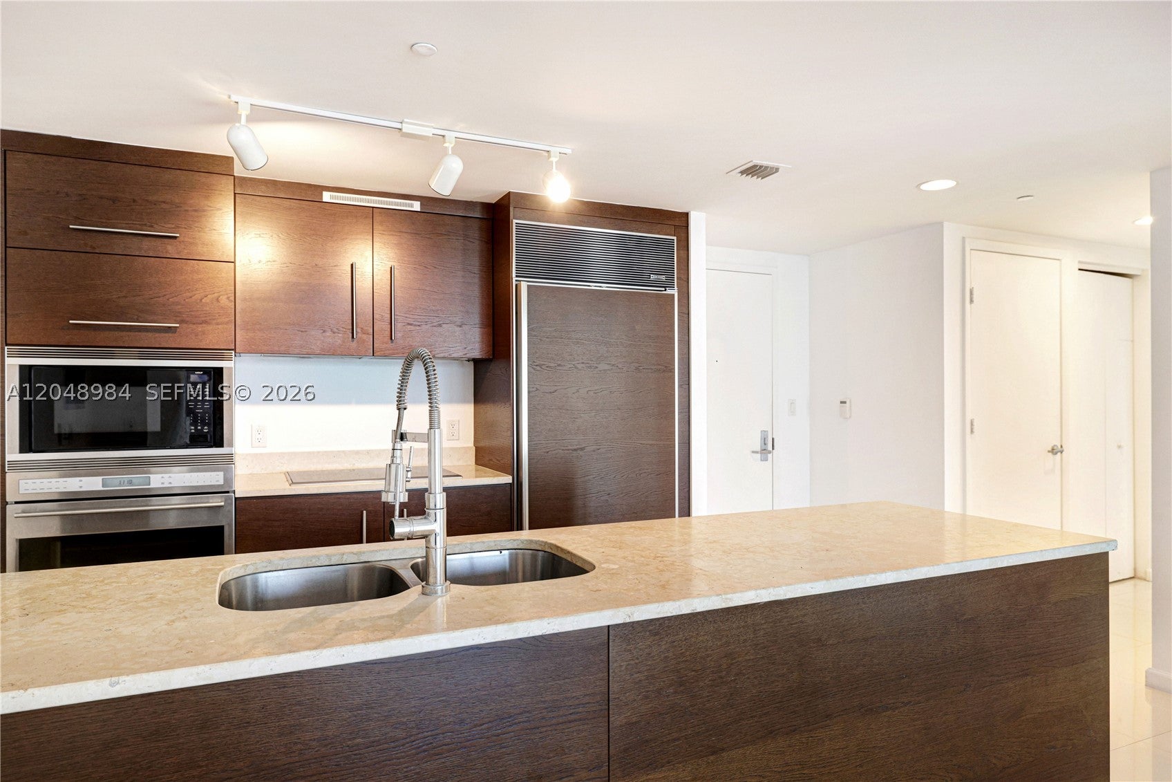 465 Brickell Ave 3506