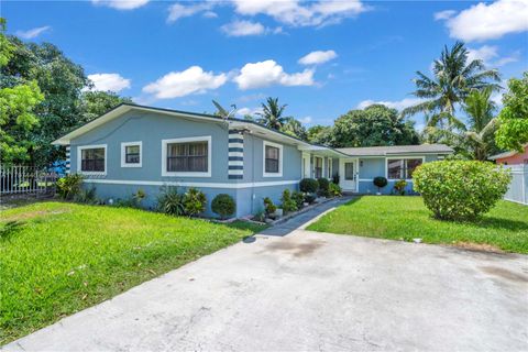 1290 NE 144th St Miami FL 33161