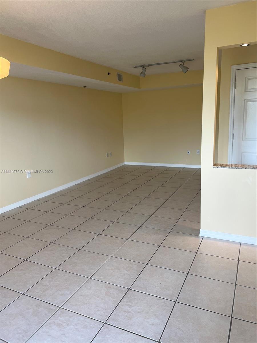 Photo 5 of 22 of 1650 Coral Way 502 condo