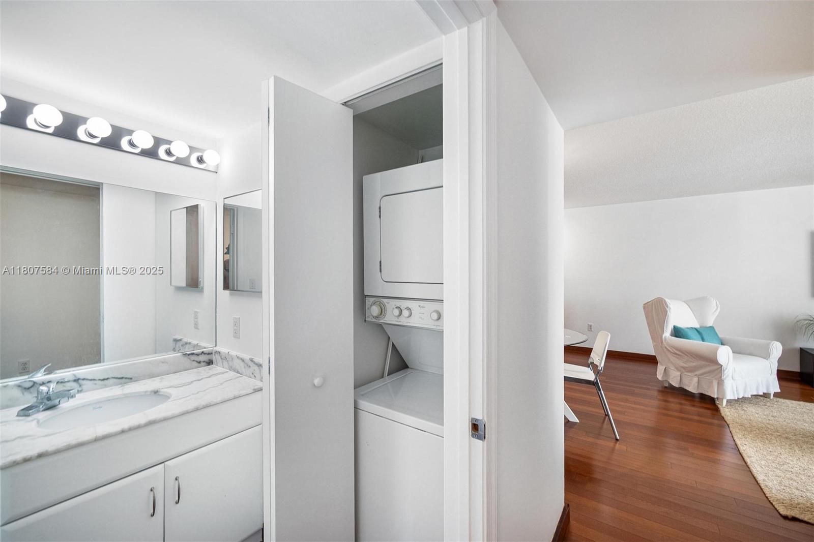 THE CLUB AT BRICKELL BAY - Residential Lease