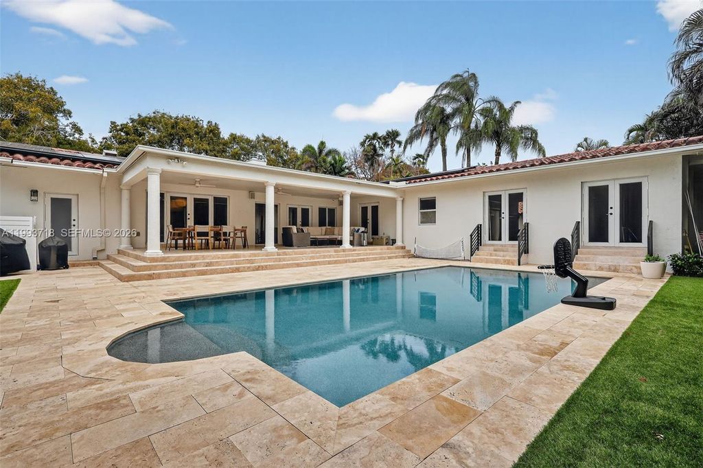 Photo of 3258 Riviera Dr, Coral Gables, FL 33134 (MLS # A11993718)