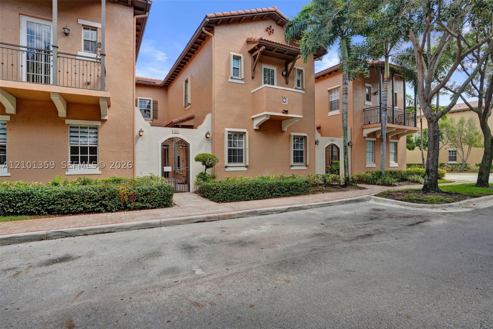 859 SW 147th Ter 0