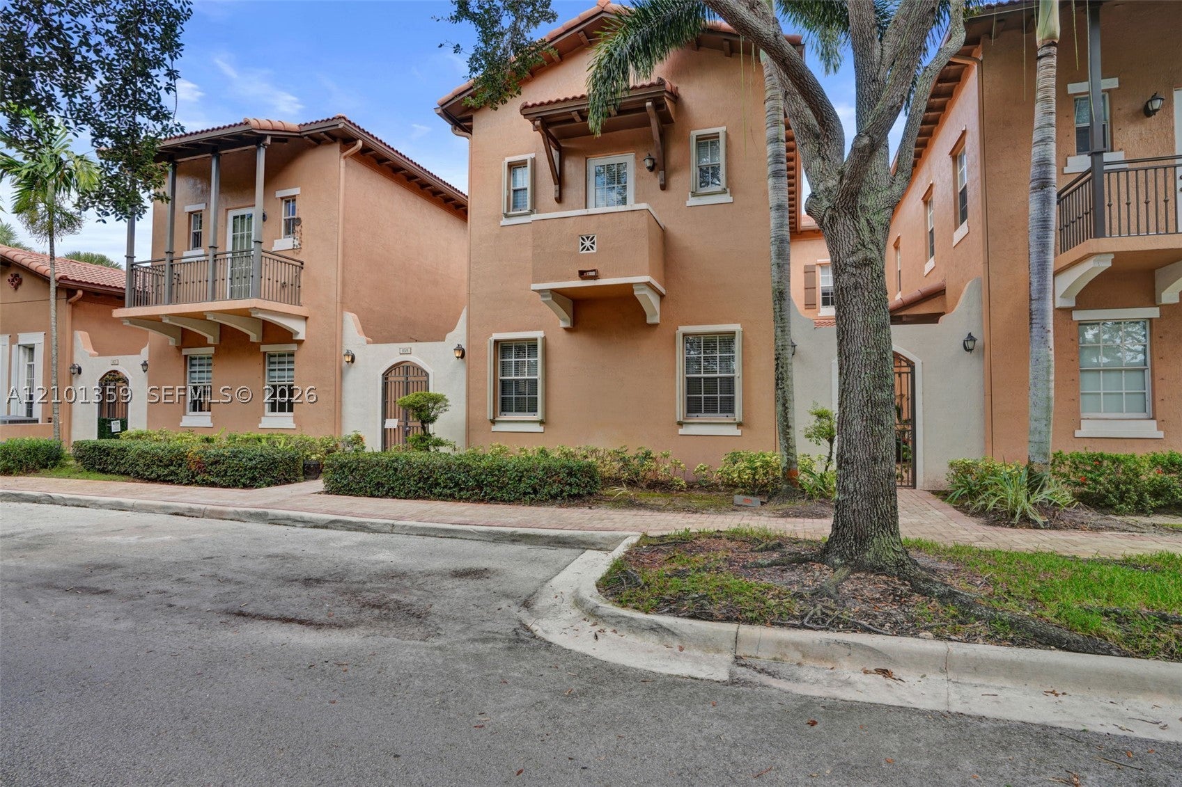 859 SW 147th Ter 0