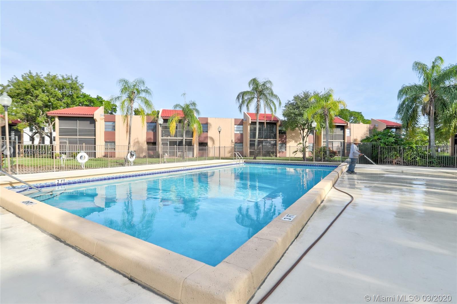 FAIRVIEW OF CALF CL CONDO - Residential