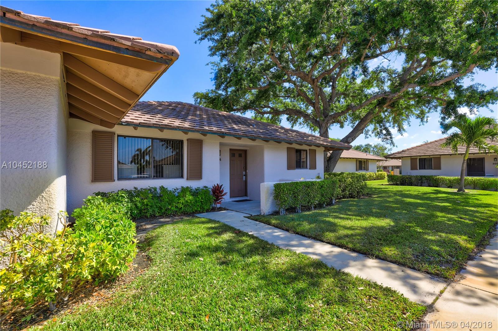 PGA CLUB COTTAGES - Residential