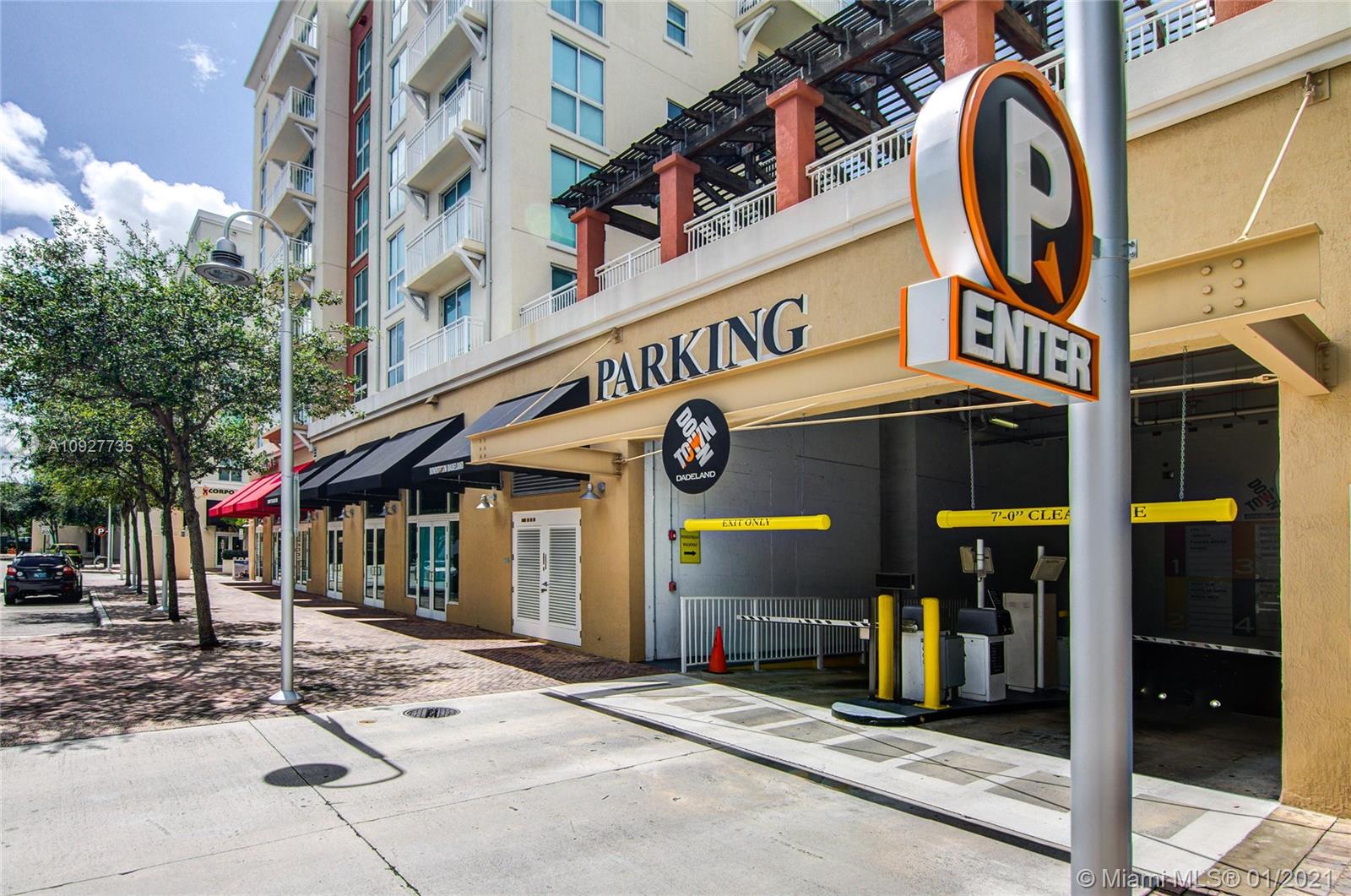 DOWNTOWN DADELAND CONDO N - Residential