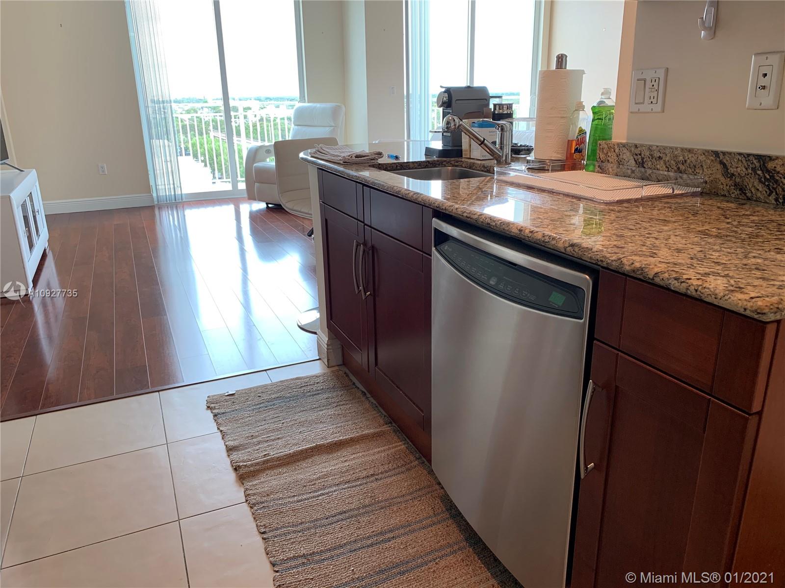 DOWNTOWN DADELAND CONDO N - Residential