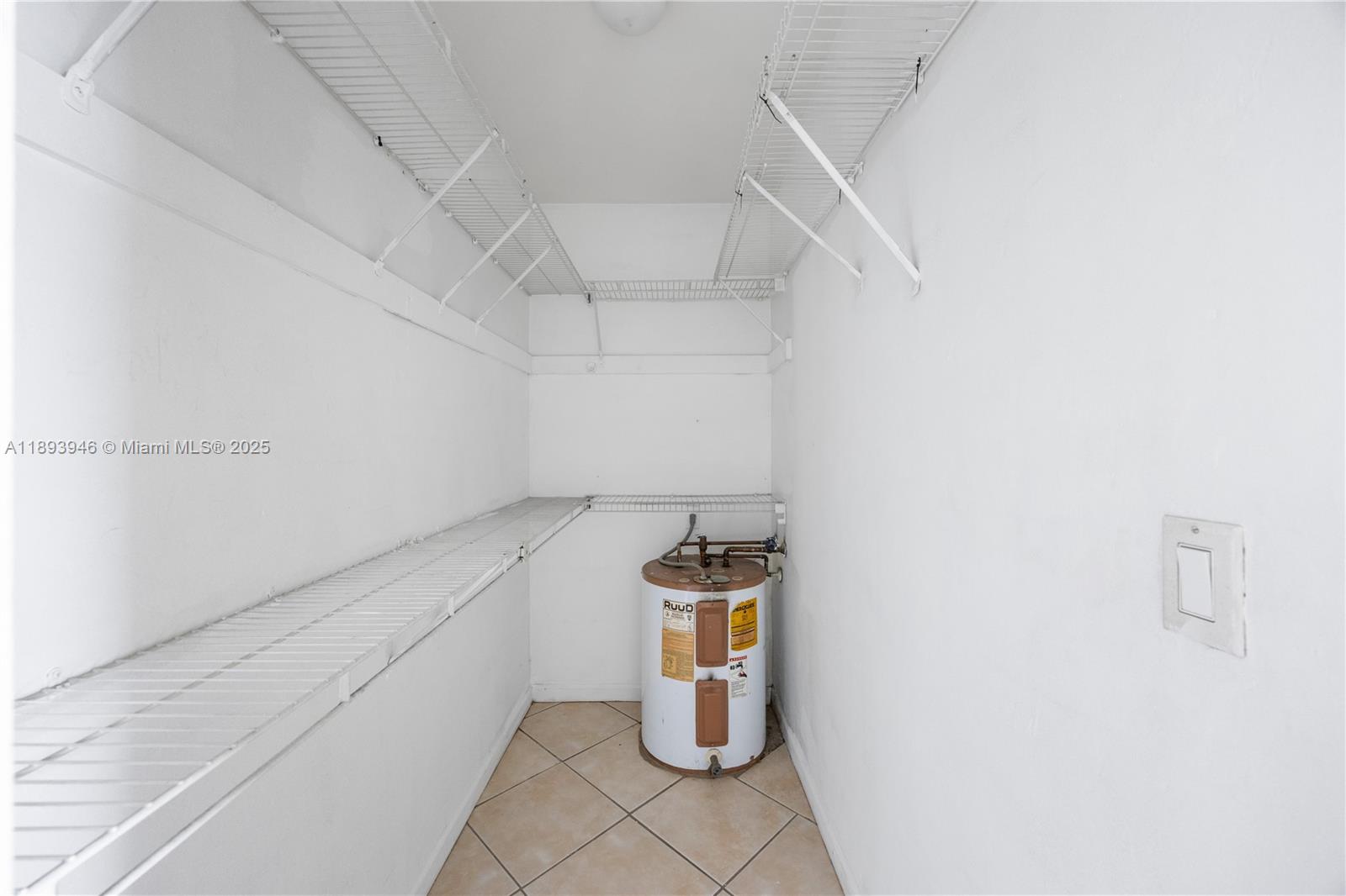 CROISSANT PARK DIXIE CUT- - Residential Lease