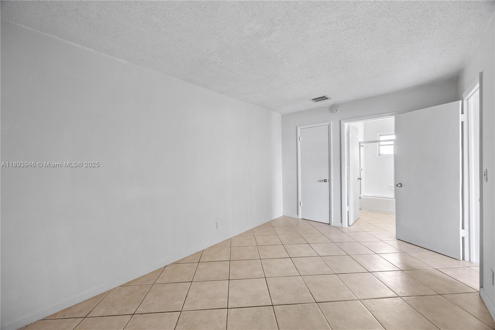 CROISSANT PARK DIXIE CUT- - Residential Lease