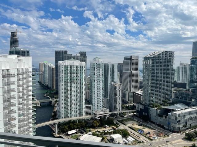 IVY CONDO - Residential
