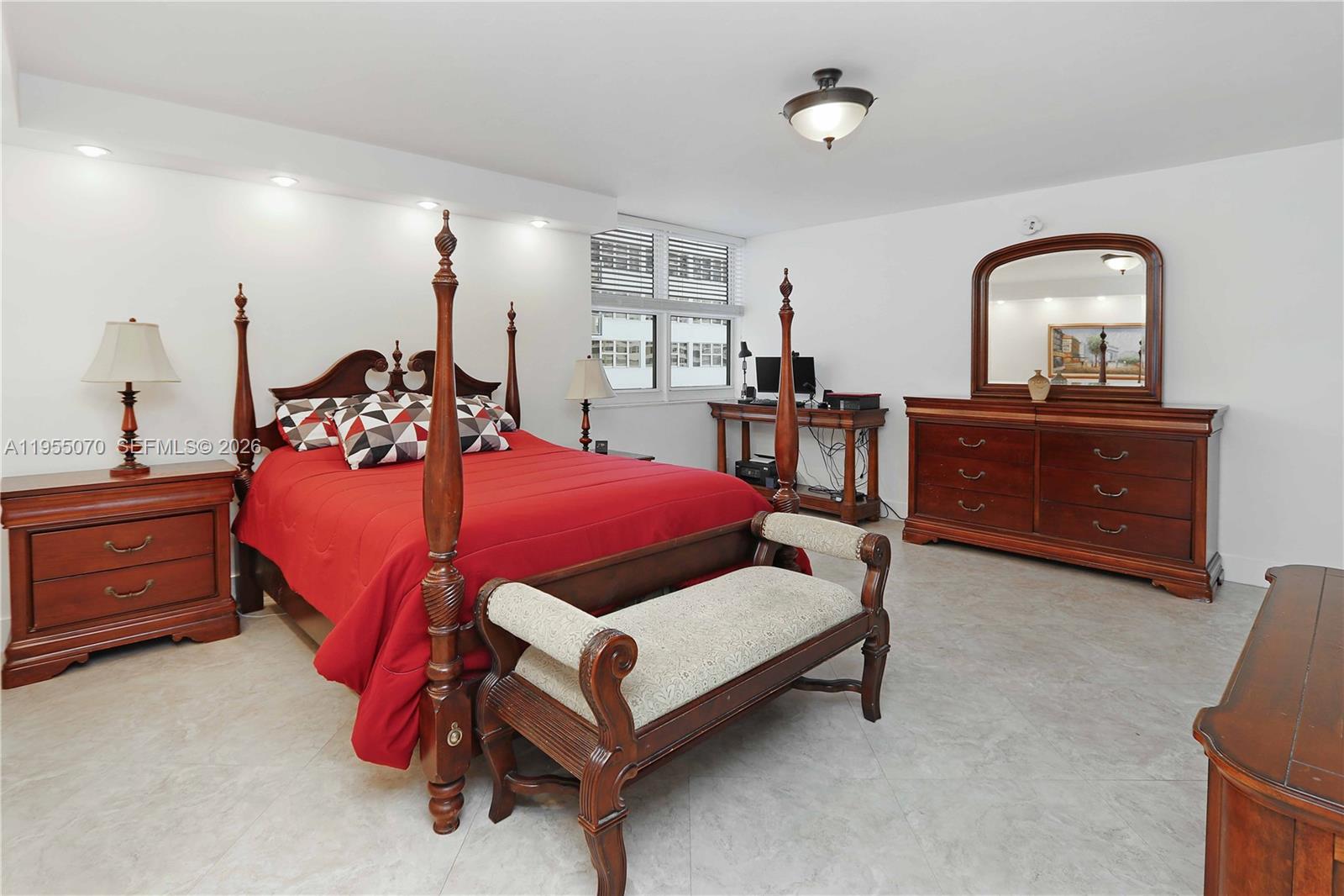 PARKER PLAZA CONDO ESTATE - Residential