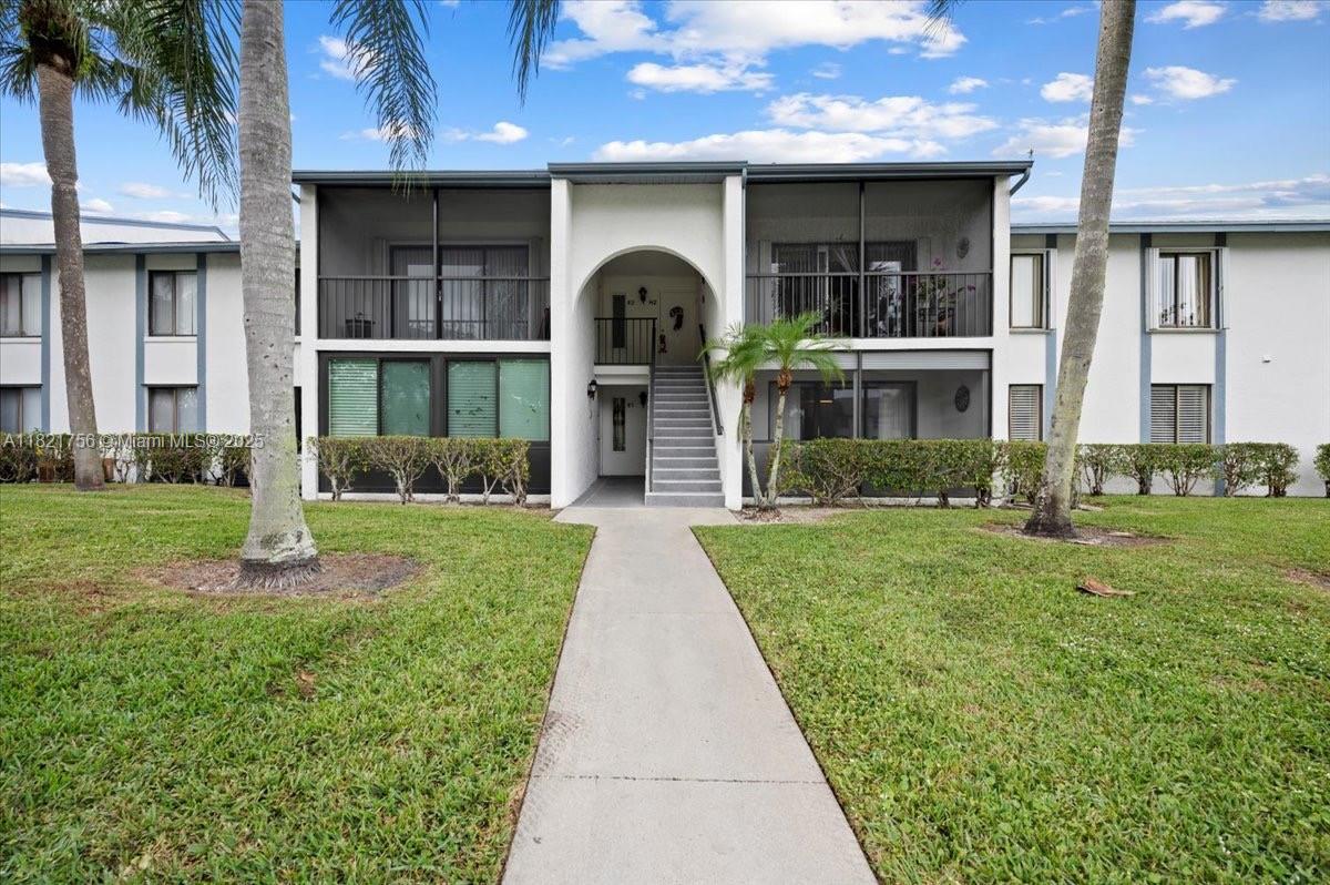 PALM CLUB VILLAGE I CONDO - Residential Lease