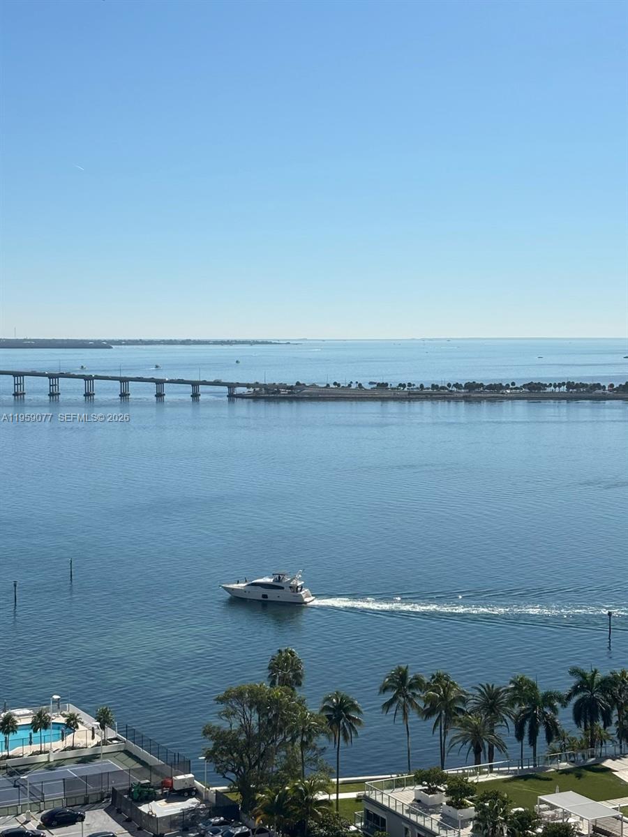 BRICKELL EAST CONDO - Residential Lease