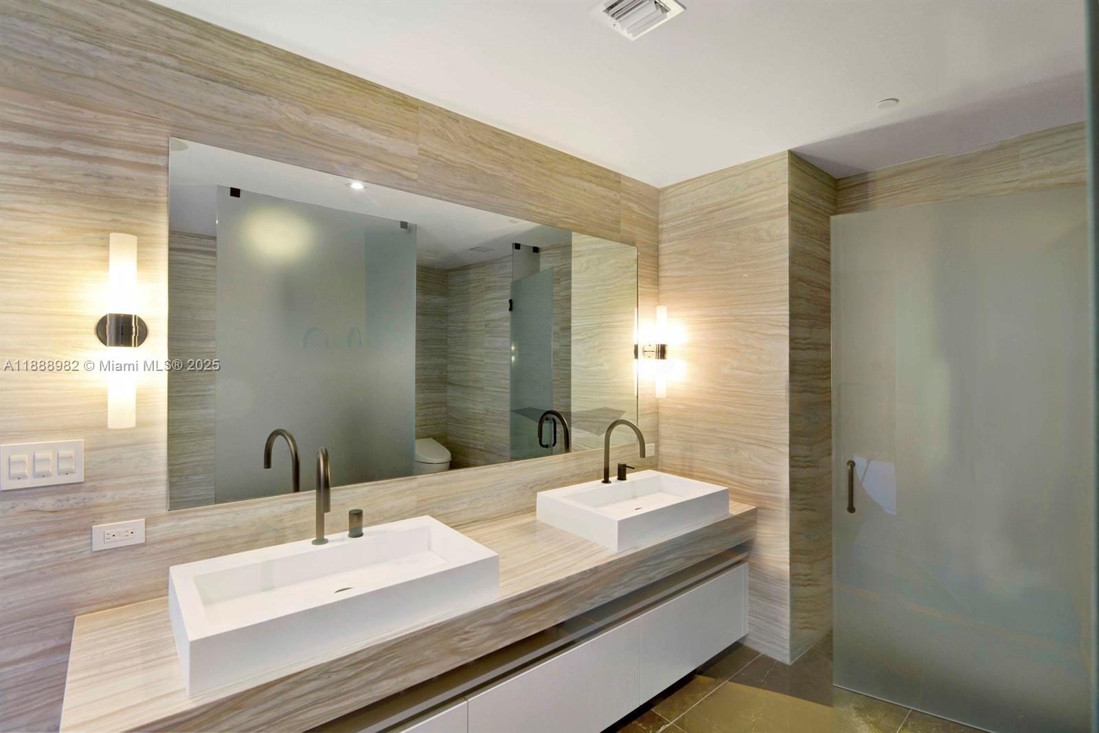 2200 FORT LAUDERDALE BEAC - Residential