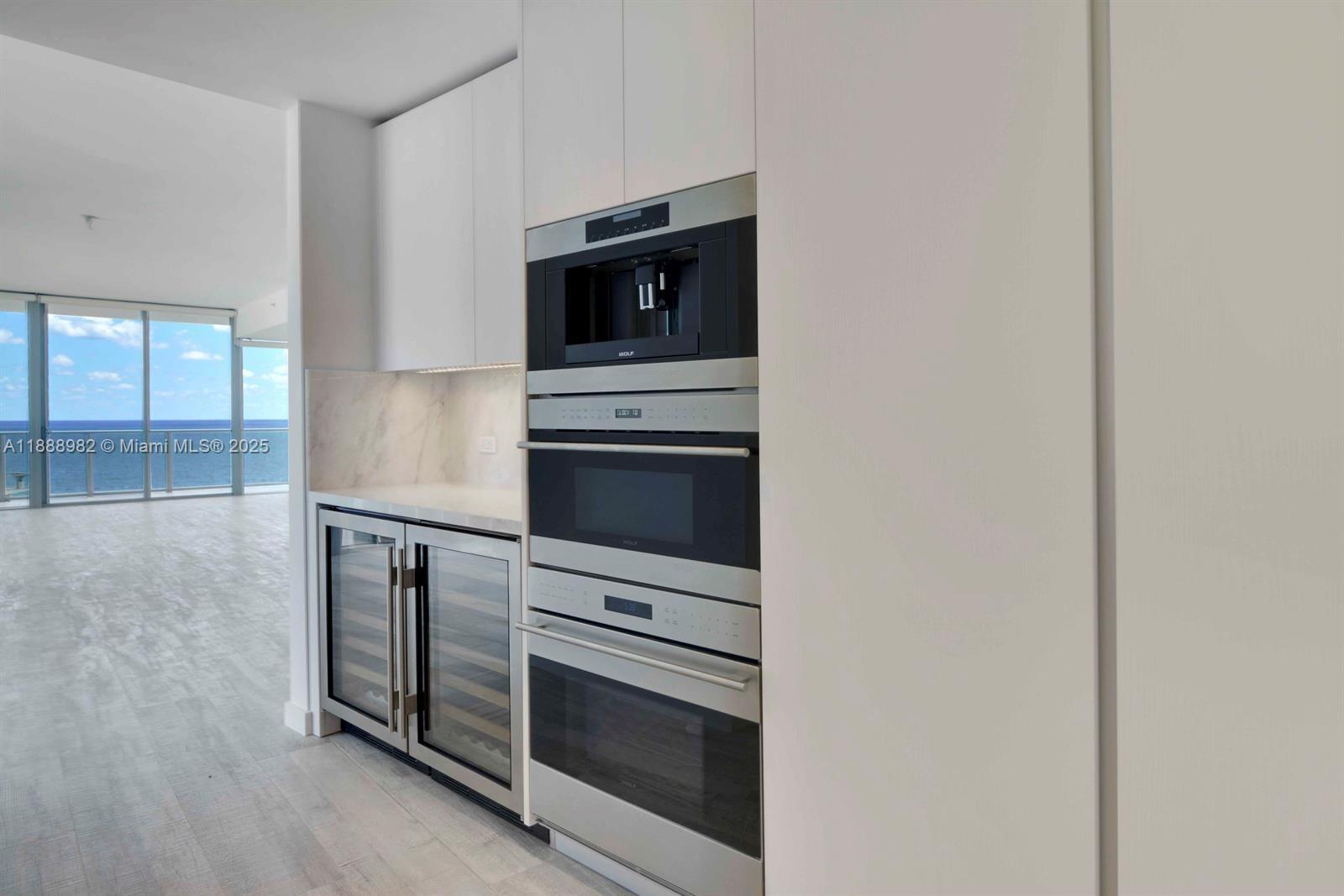 2200 FORT LAUDERDALE BEAC - Residential