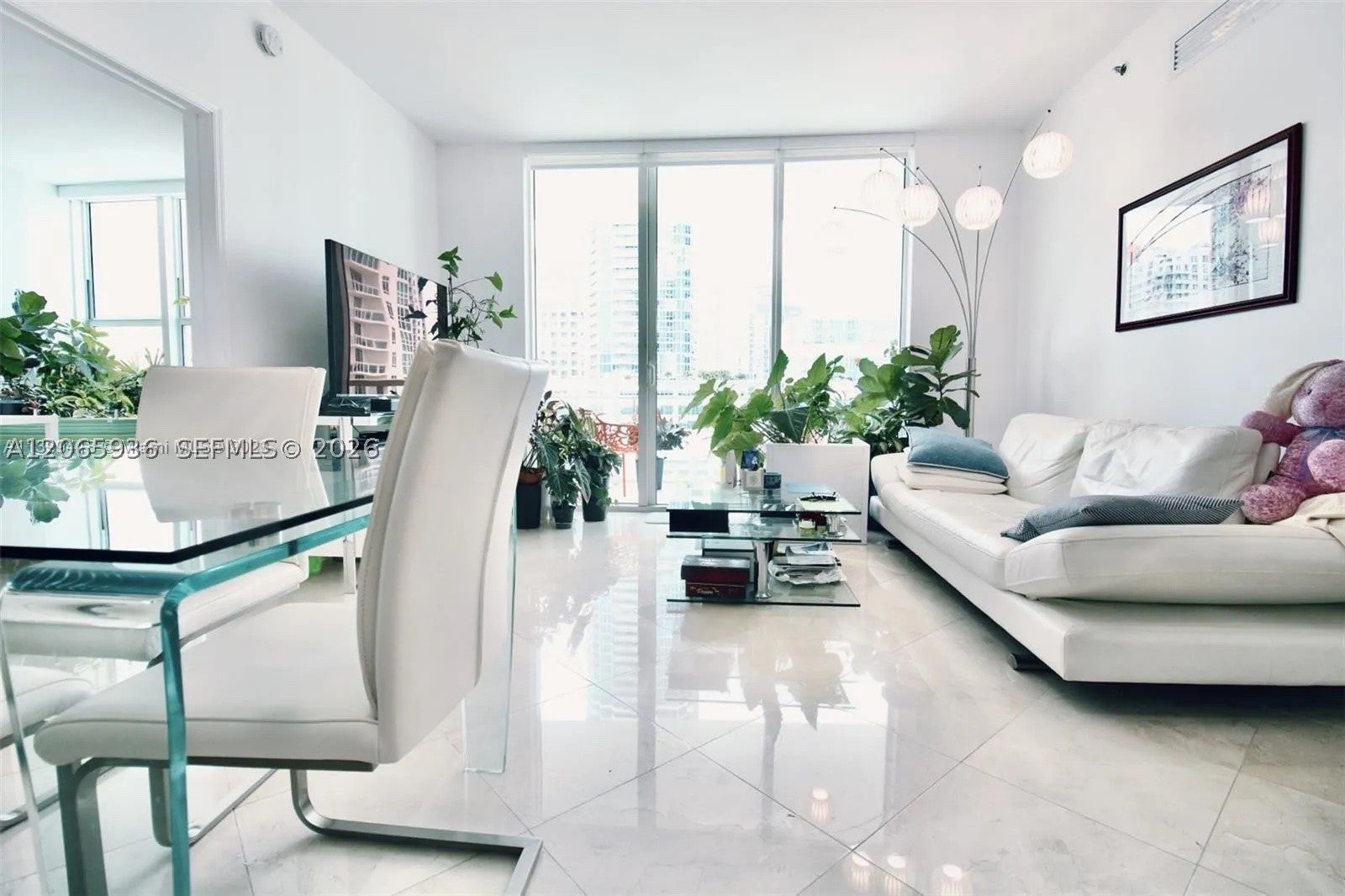 950 Brickell Bay Dr 1807
