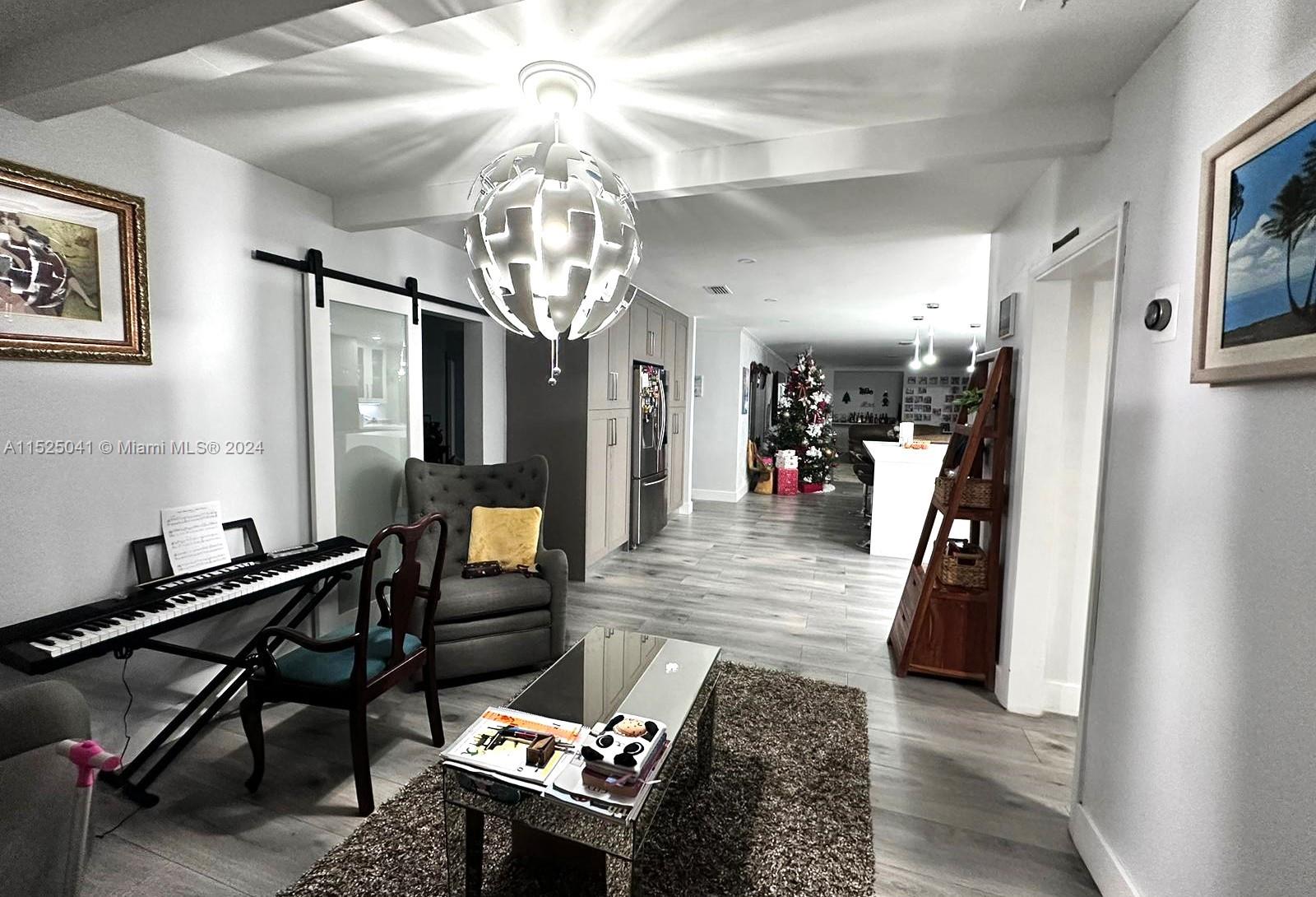 REEVES MANOR - Residential