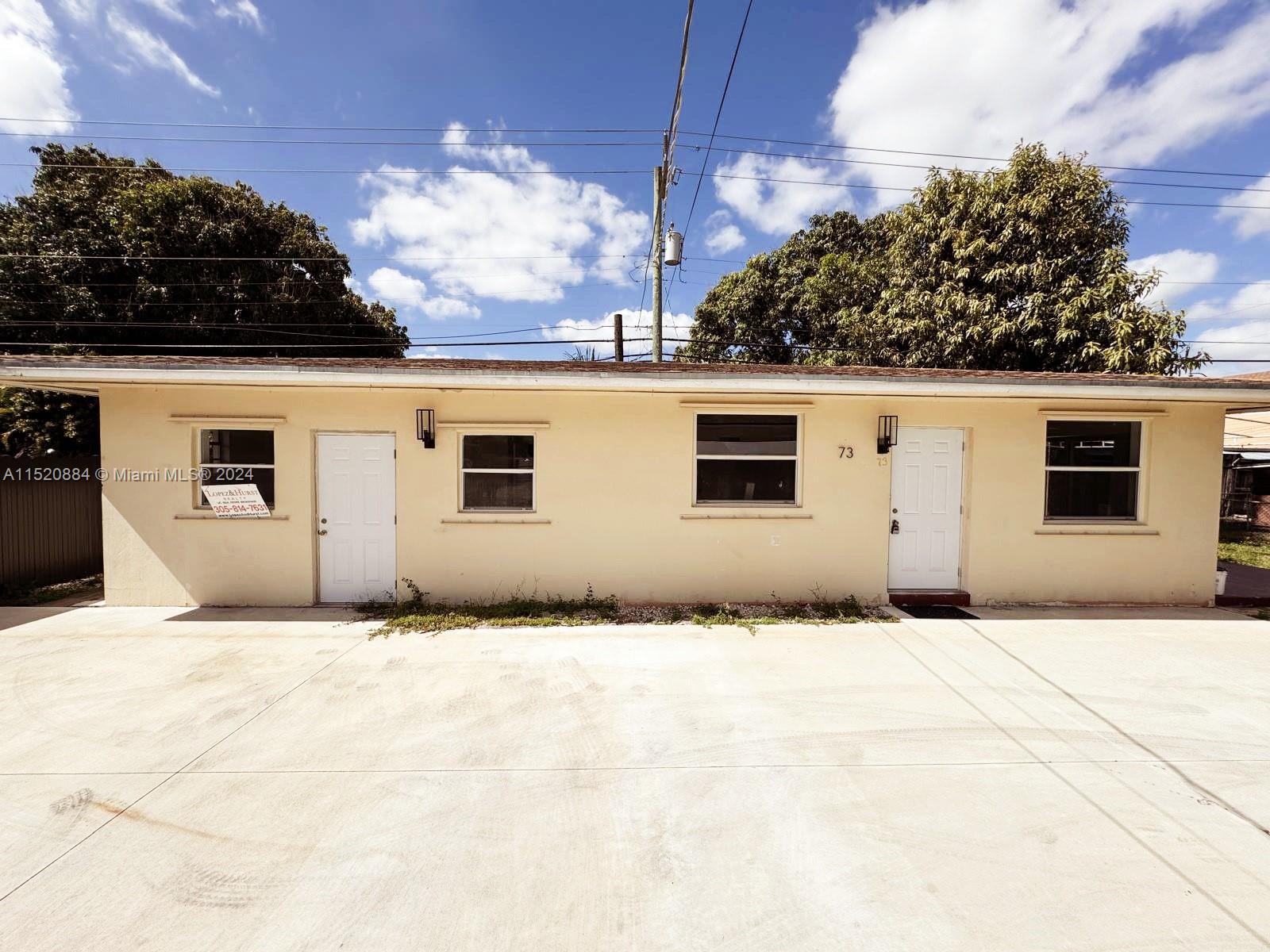 Remodeled duplex home centrally located in Hialeah. Private parking for three cars and totally independent of the front unit. Freshly painted throughout and updated.
