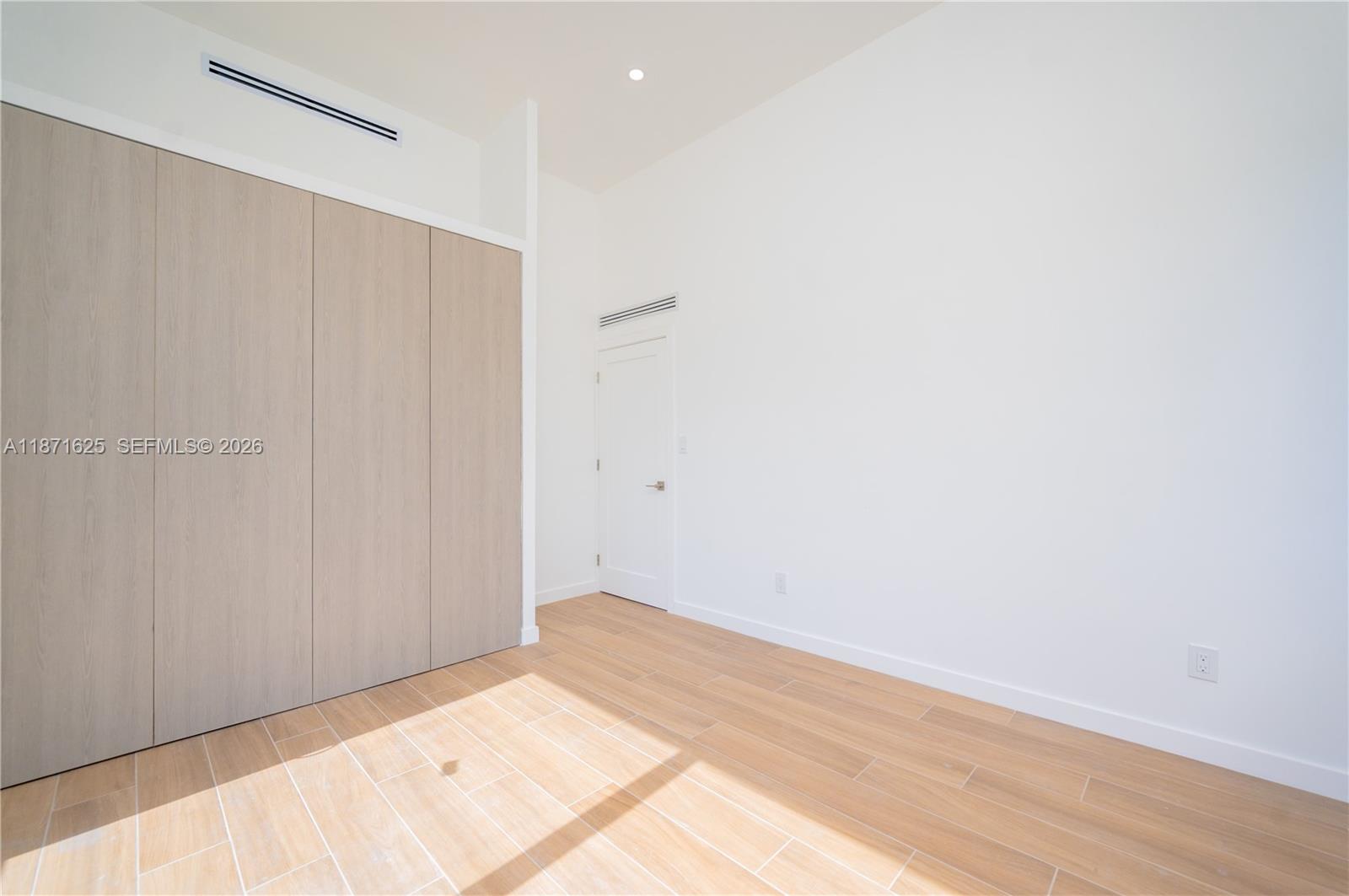 Shady Banks - Residential