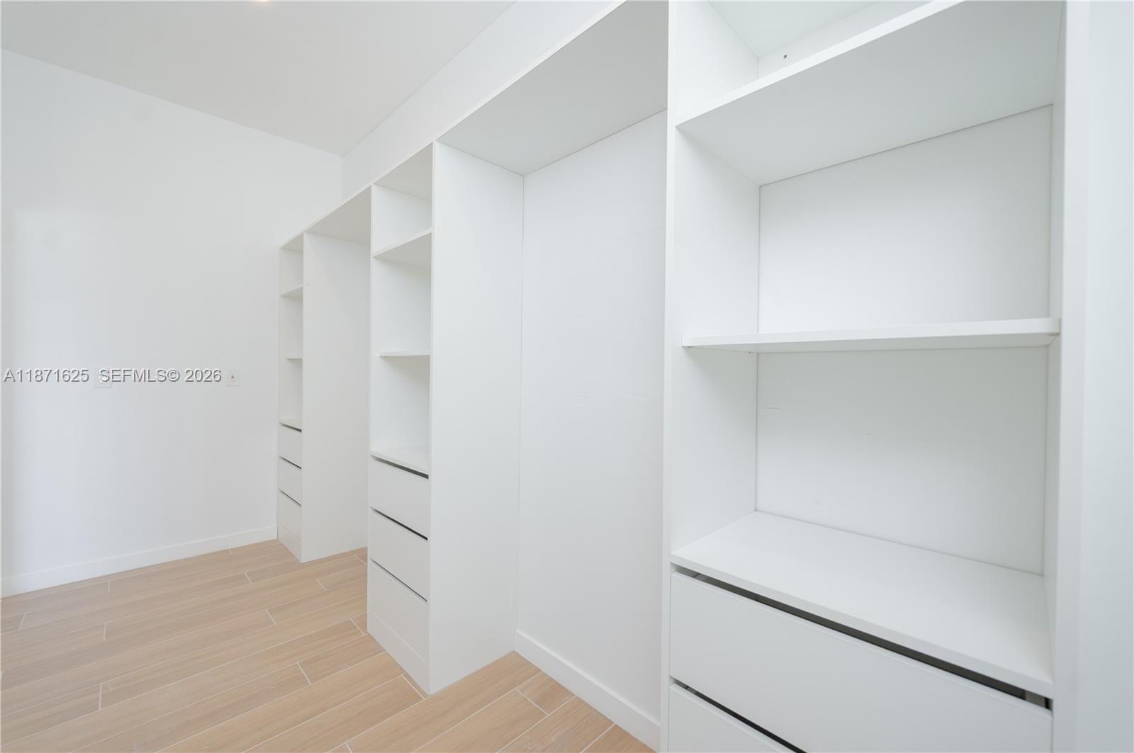 Shady Banks - Residential