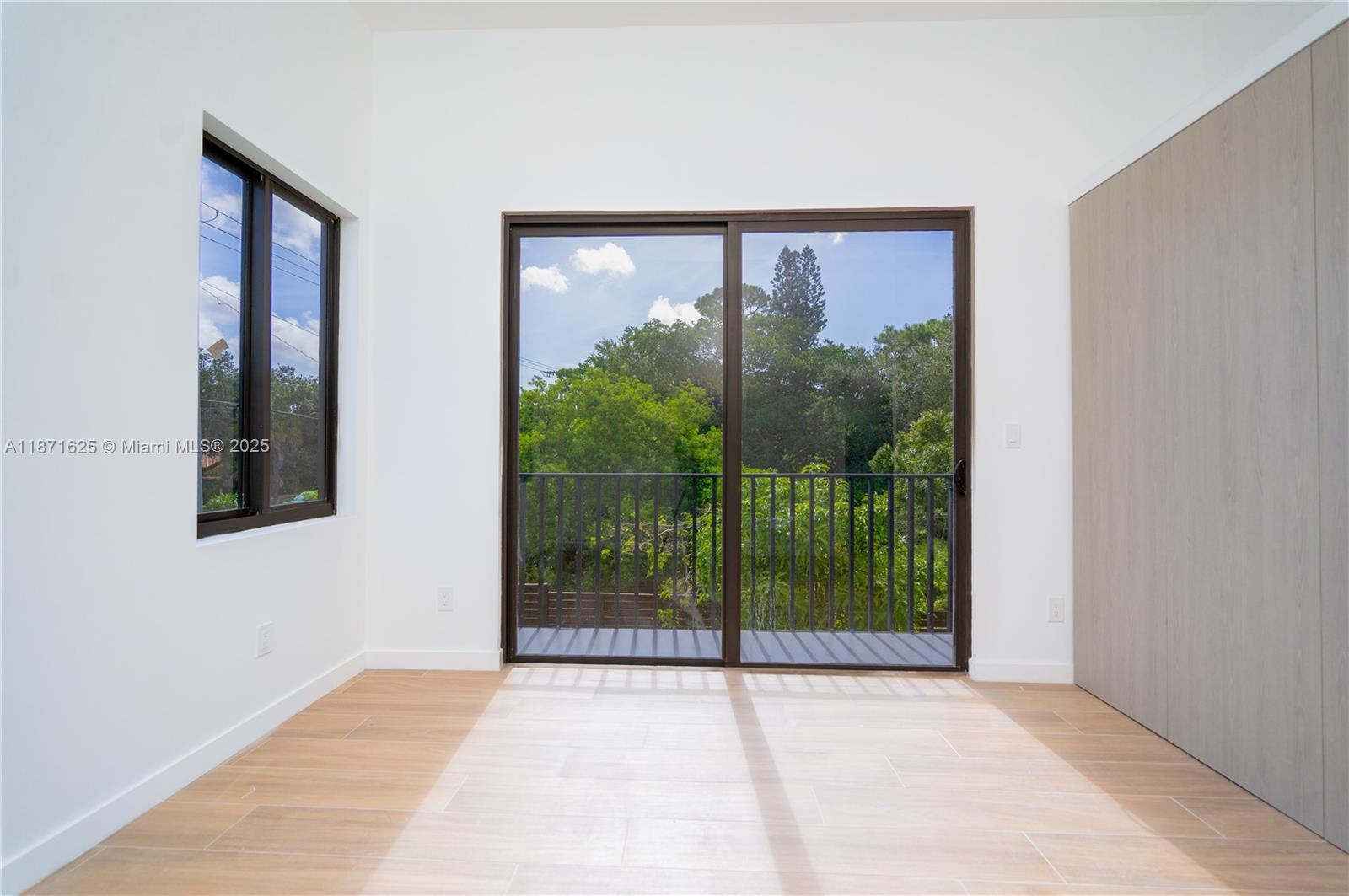 Shady Banks - Residential