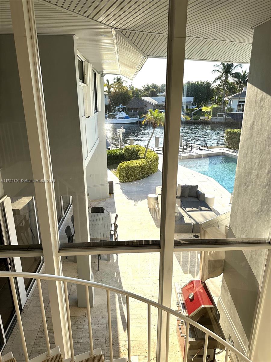 ISLAND DRIVE SOUTH ESTATE - Residential