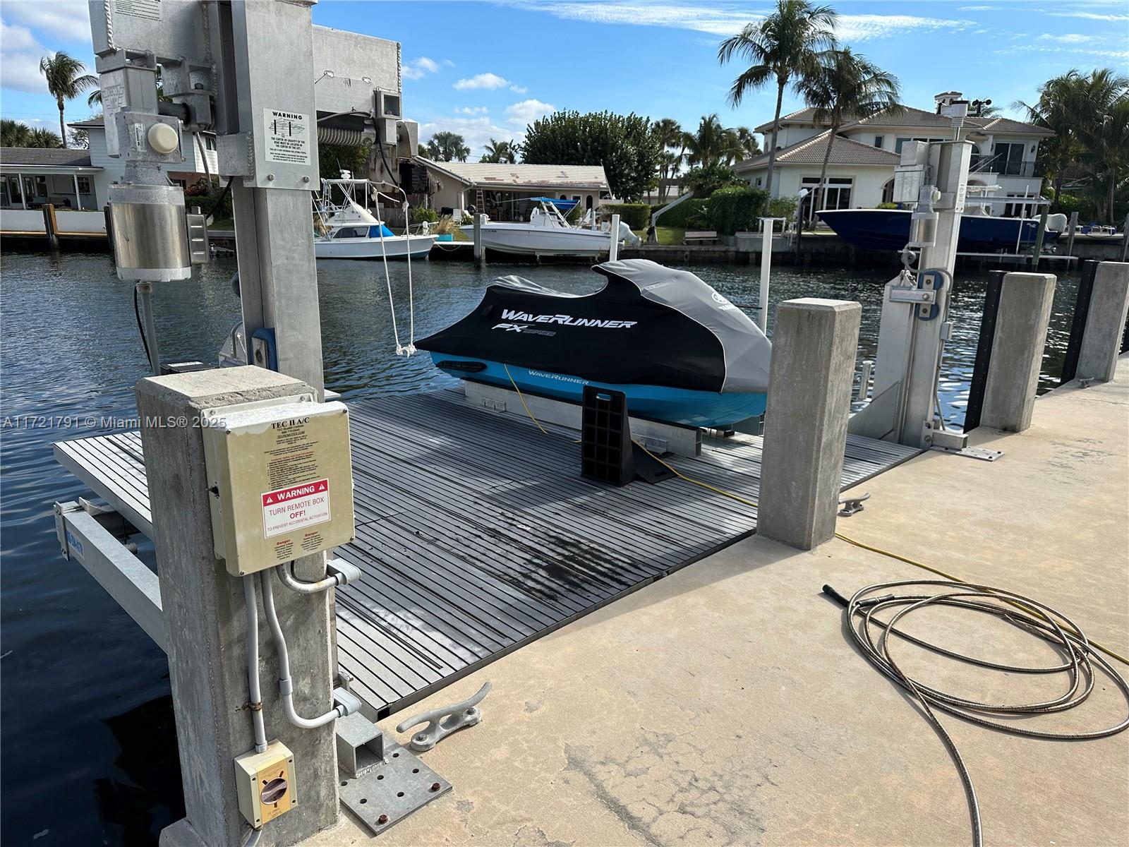 ISLAND DRIVE SOUTH ESTATE - Residential