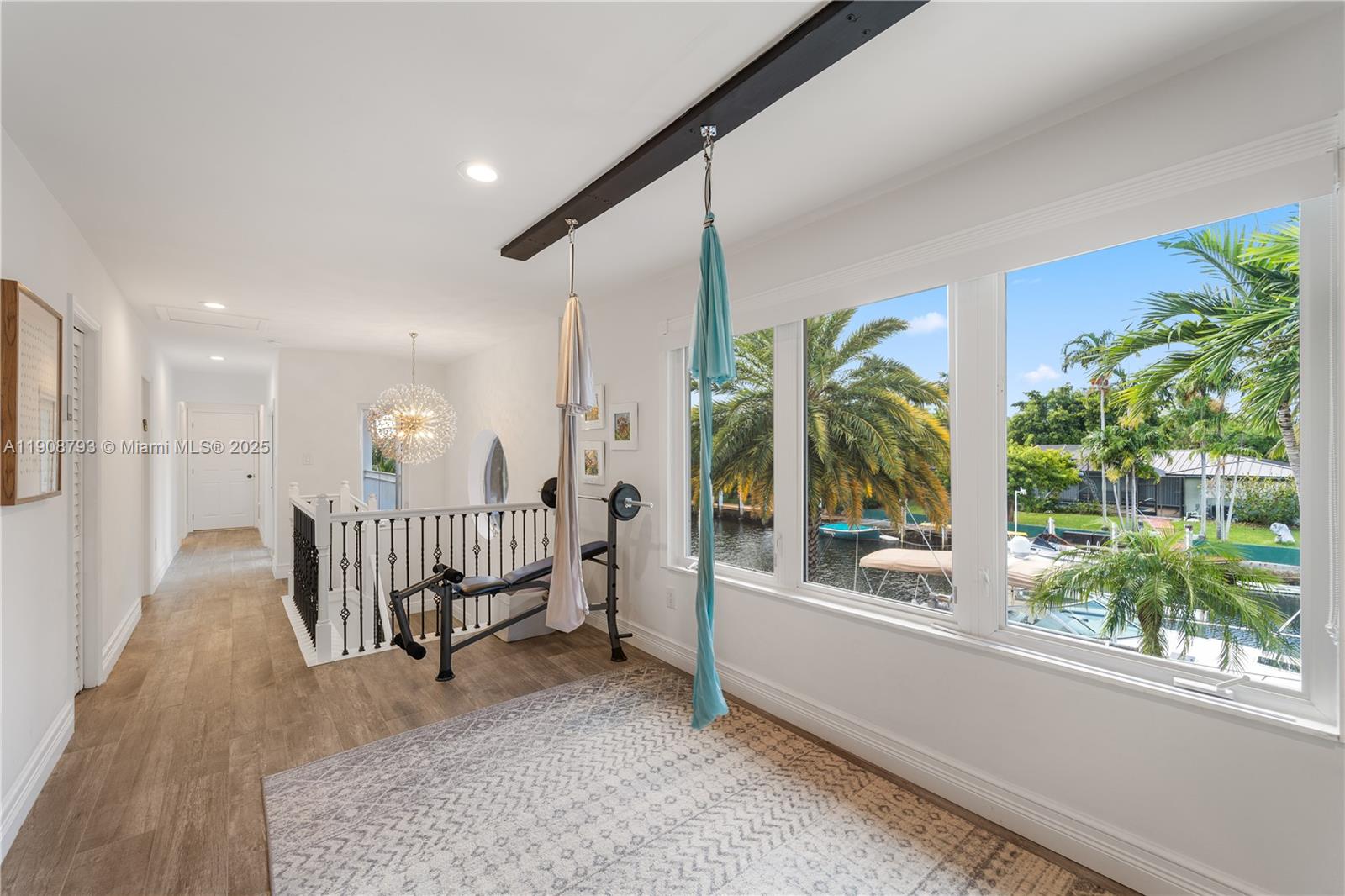 VENETIAN ISLES 2ND SEC - Residential