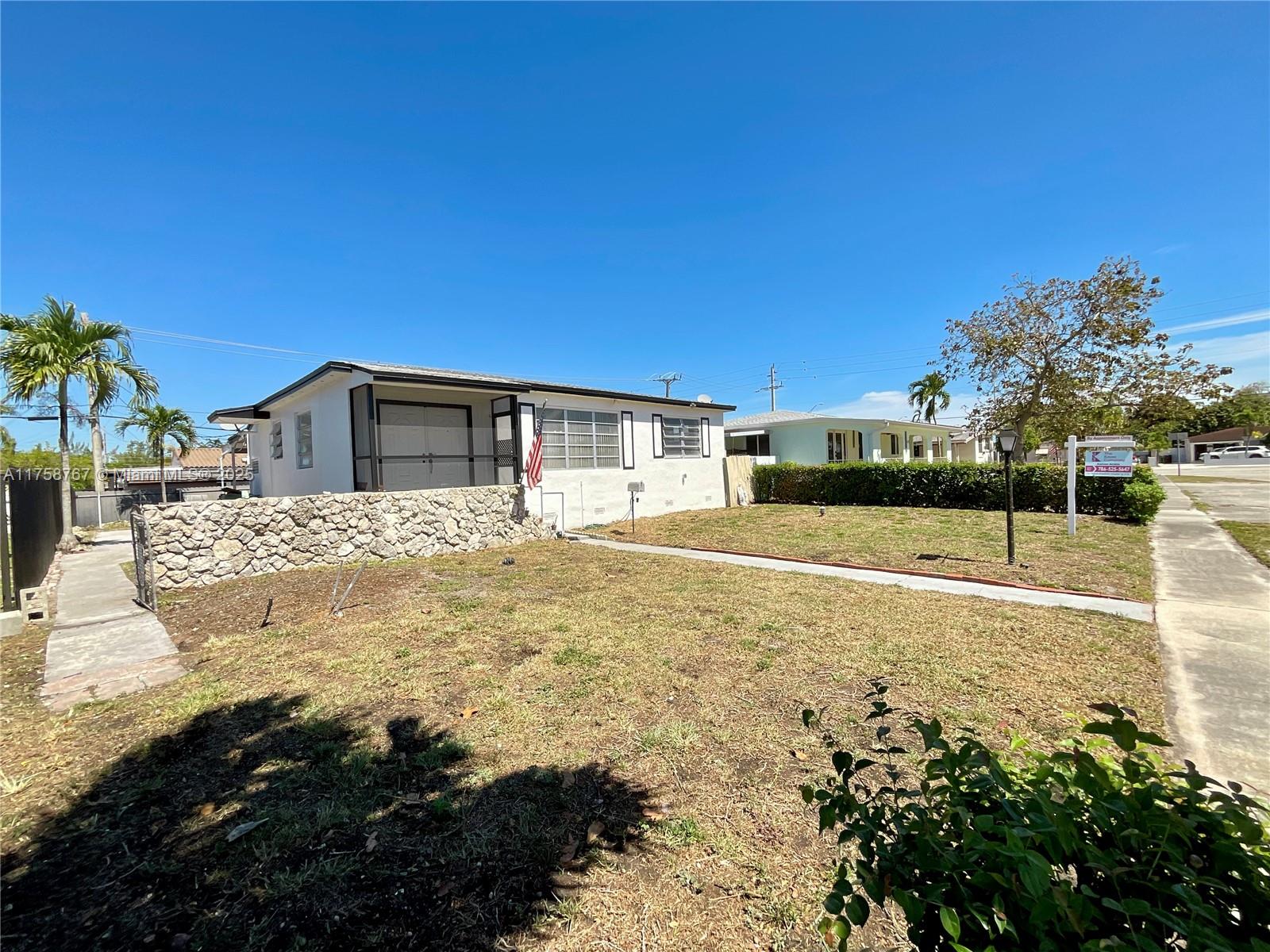 Photo 1 of 31 W 64th St, Hialeah, Florida, $560,000, Web #: 11758767