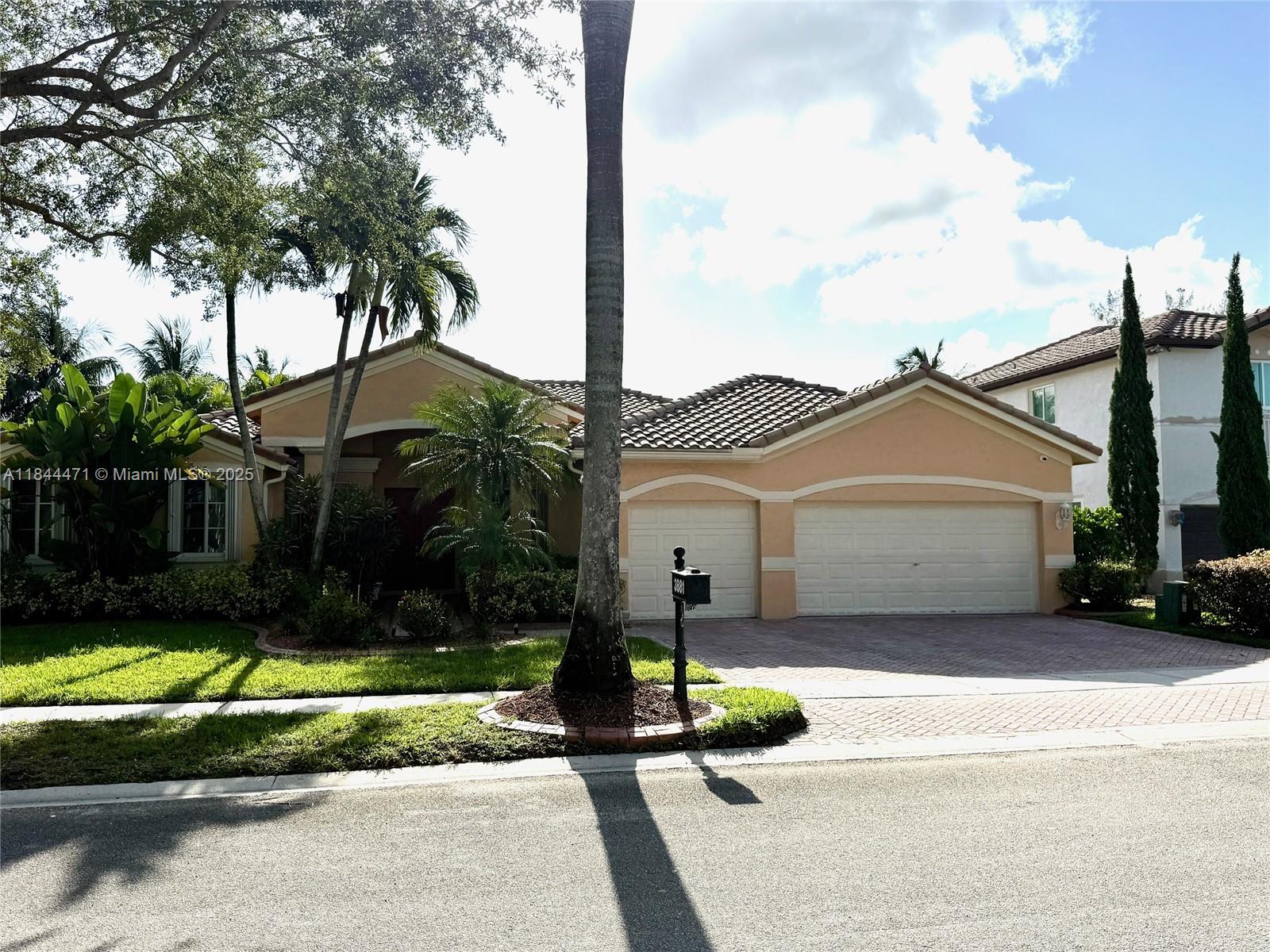 3881 SW 144th Ter