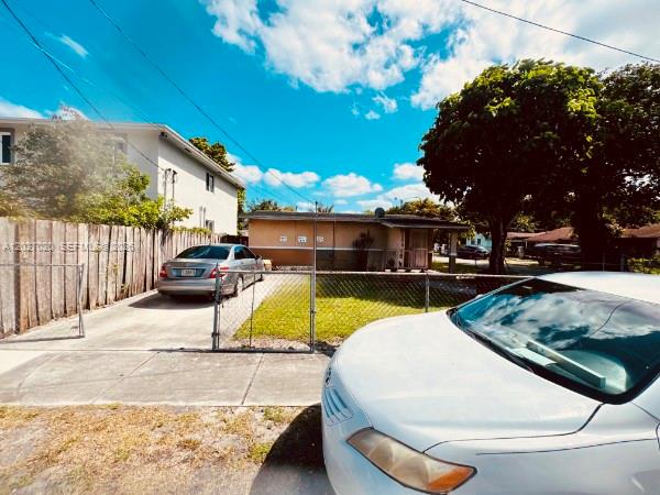 1896 NW 64th St 1896