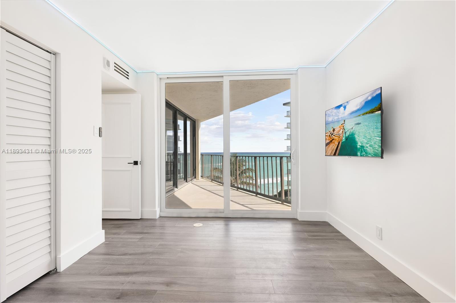 CONNEMARA CONDO - Residential Lease