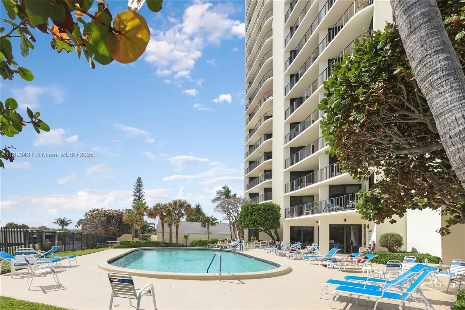 CONNEMARA CONDO - Residential Lease