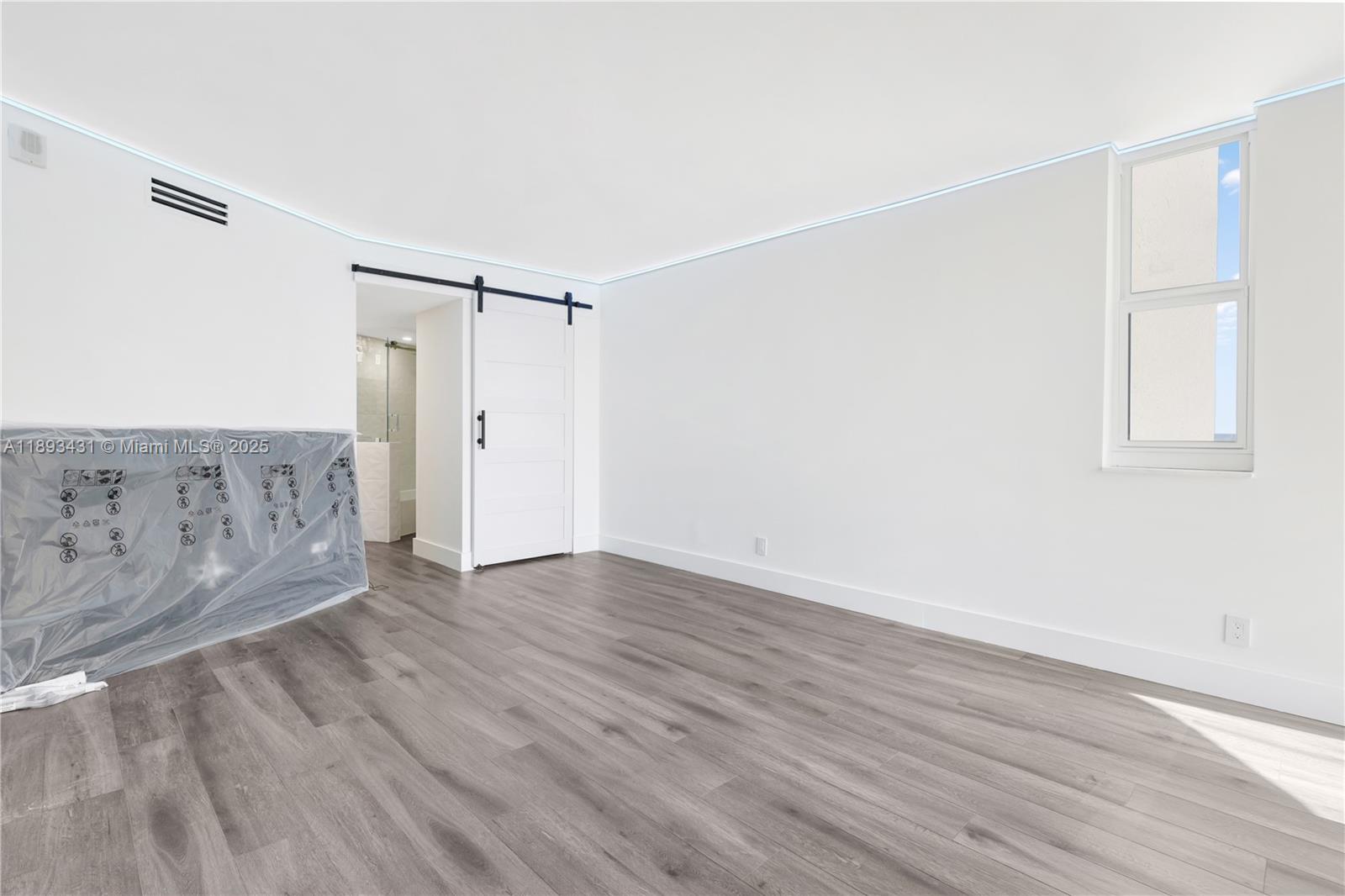 CONNEMARA CONDO - Residential Lease