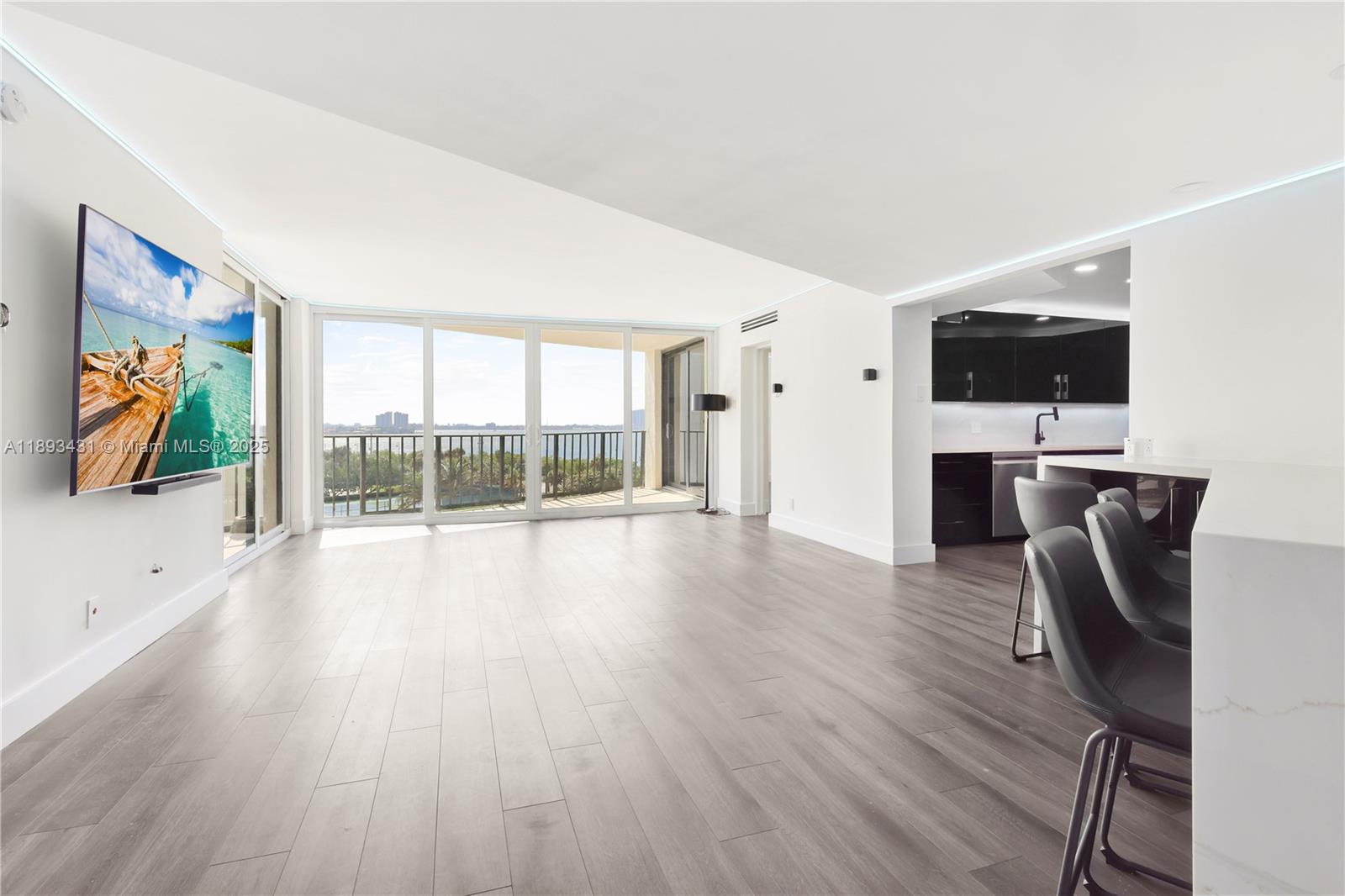 CONNEMARA CONDO - Residential Lease