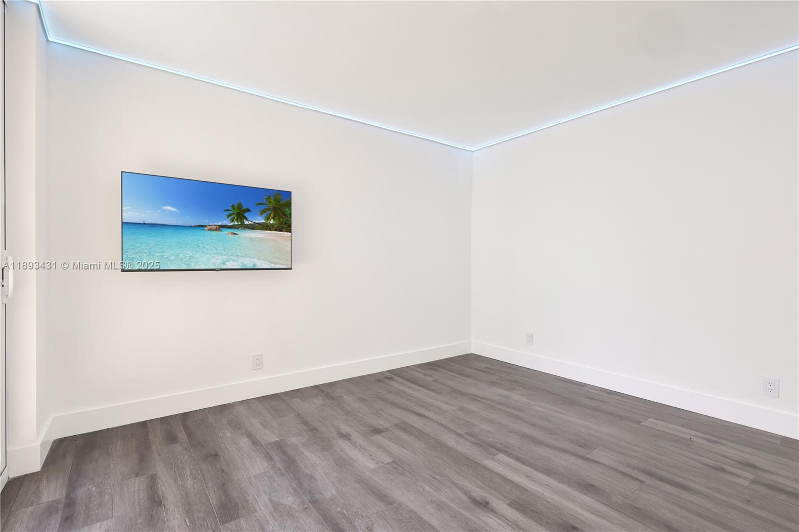 CONNEMARA CONDO - Residential Lease