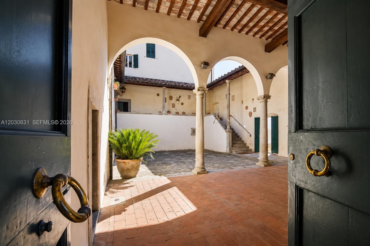 Tuscany Luxury Estate Florence Massimiliano Mlekus