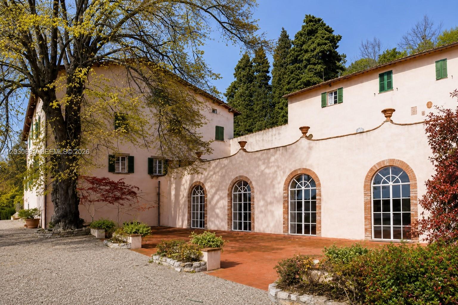 Tuscany Luxury Estate Florence Massimiliano Mlekus