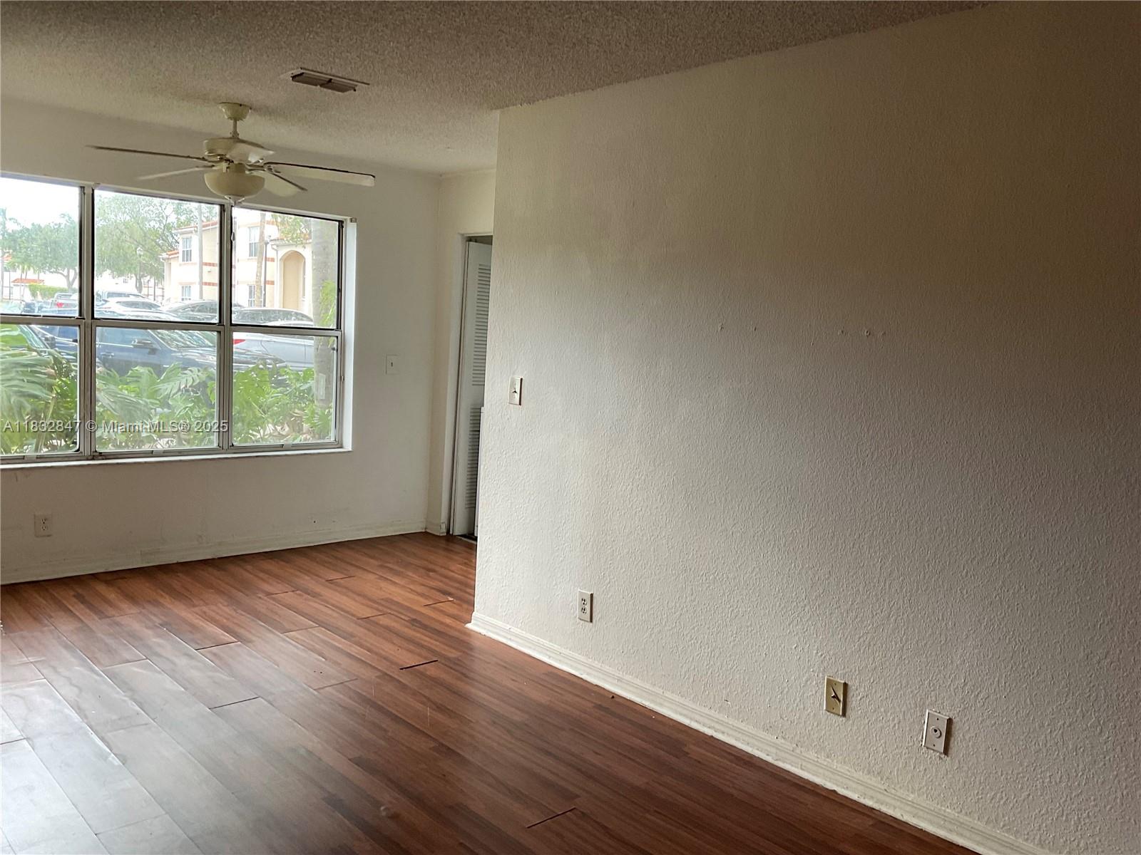 CORAL KEY CONDO - Residential Lease