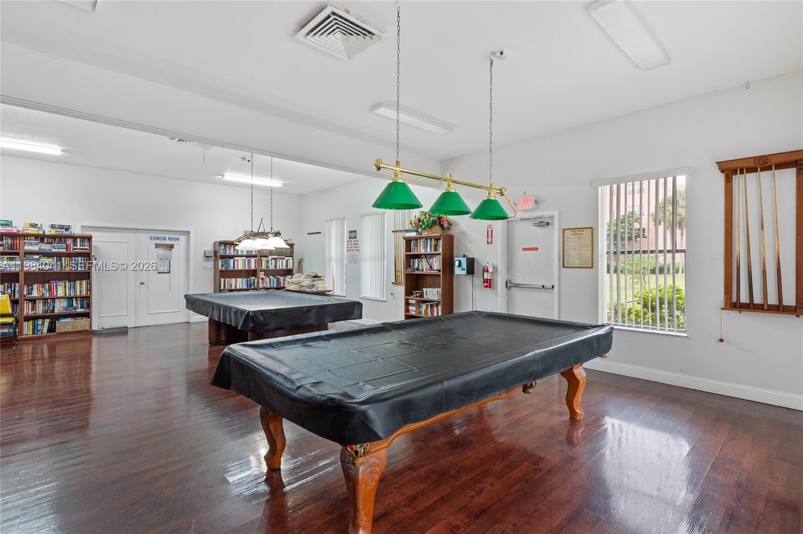 SOMERSET NO 4 CONDO - Residential