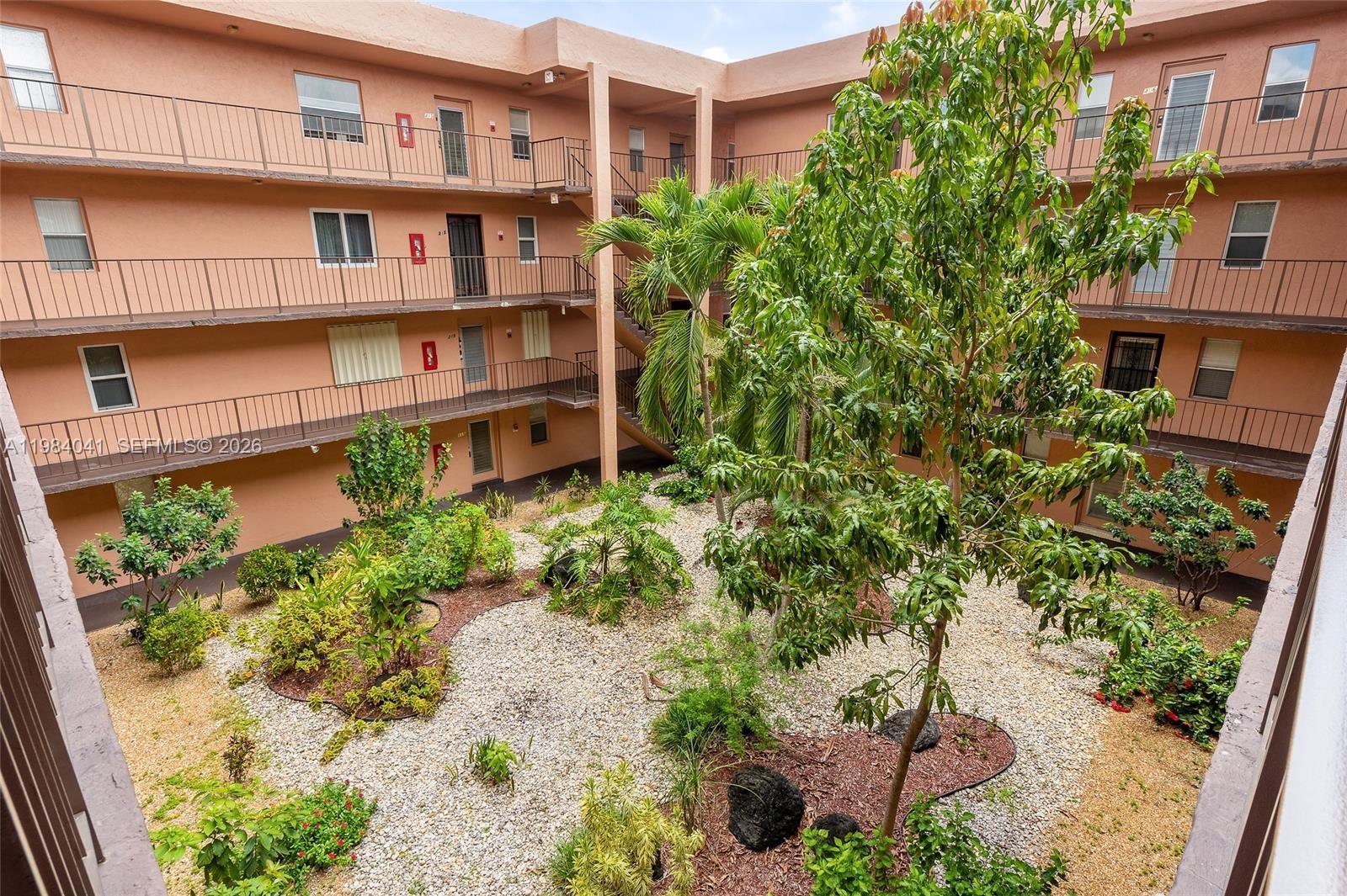 SOMERSET NO 4 CONDO - Residential