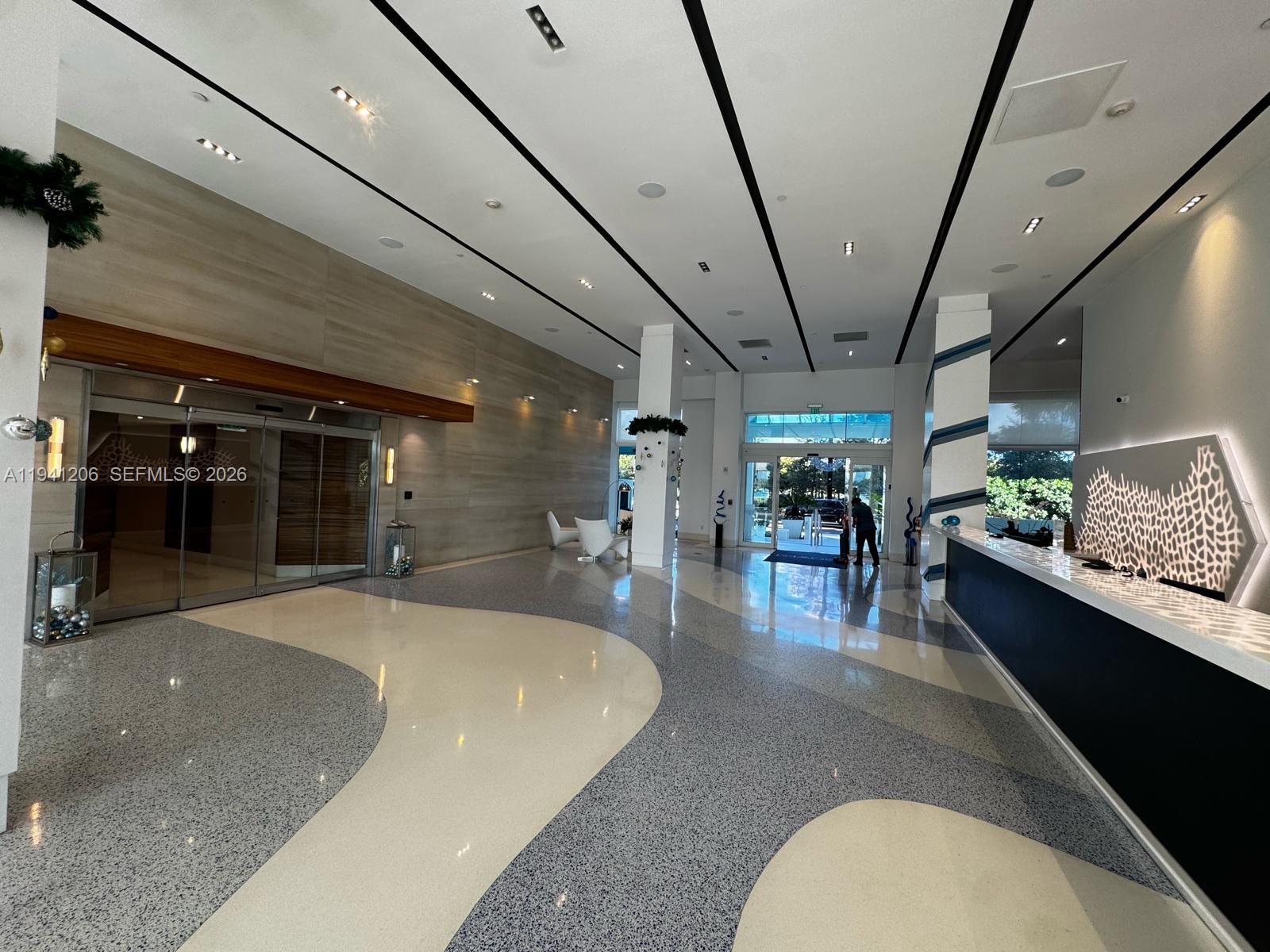 THE FLORIDIAN CONDO - Residential