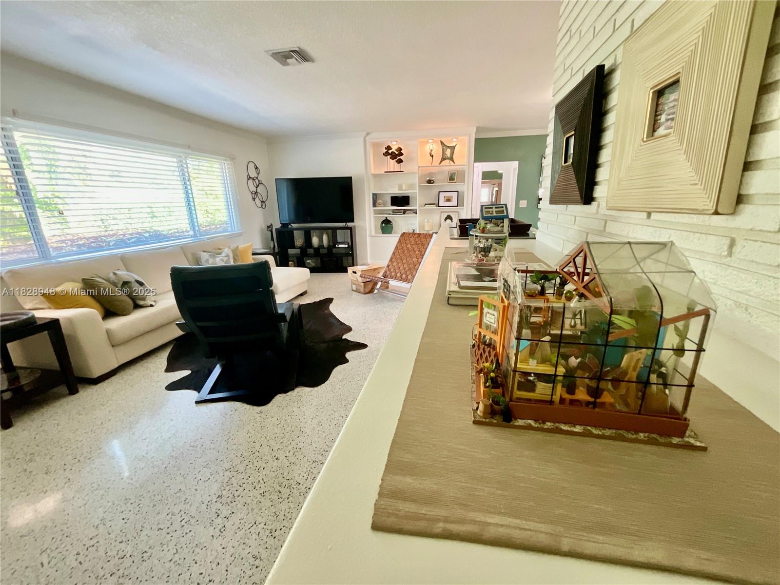 BROWARD HEIGHTS - Residential Lease