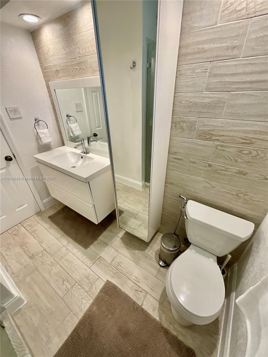 BROWARD HEIGHTS - Residential Lease