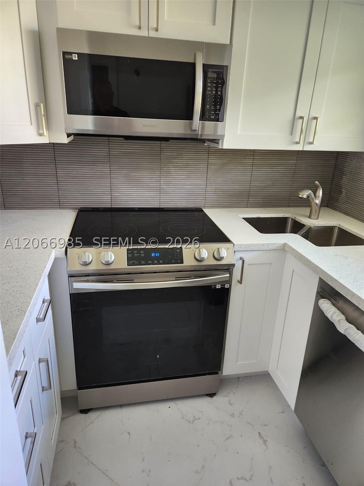 1333 E Hallandale Beach Blvd 423 - Image 1