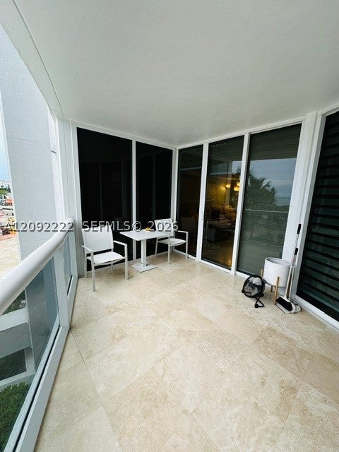 18911 Collins Ave 604