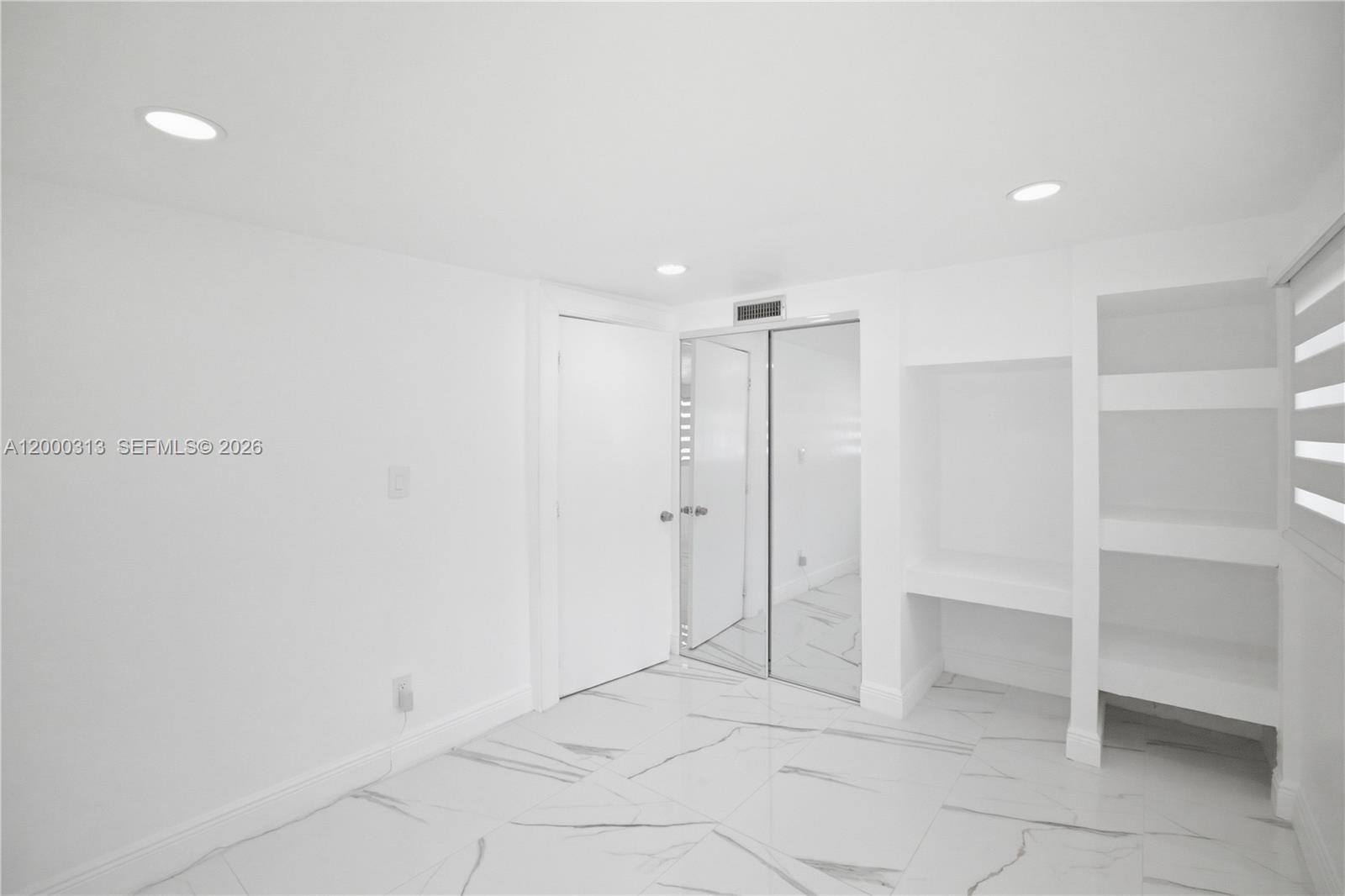 MIRAMAR SEC 4 - Residential