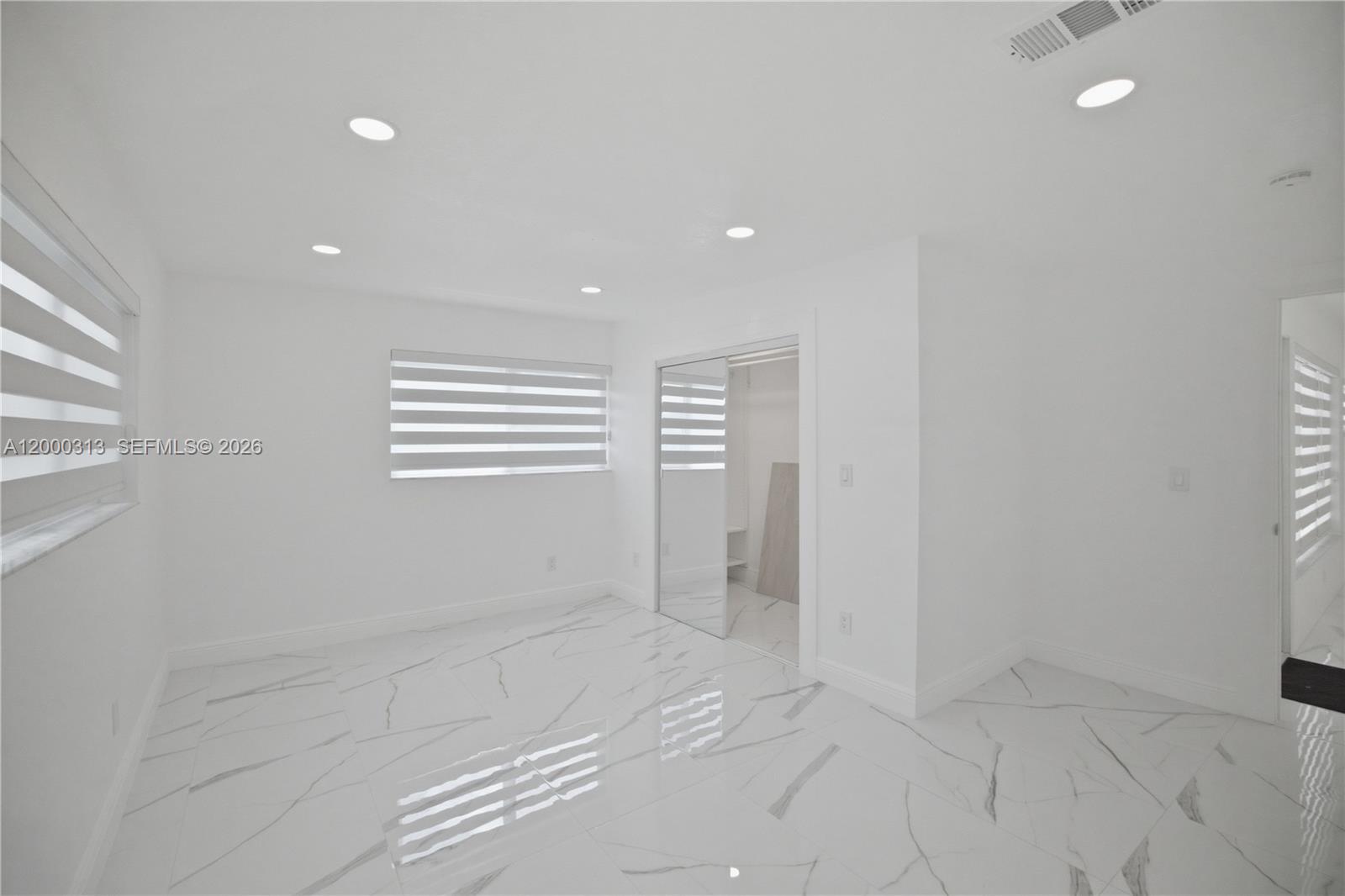 MIRAMAR SEC 4 - Residential