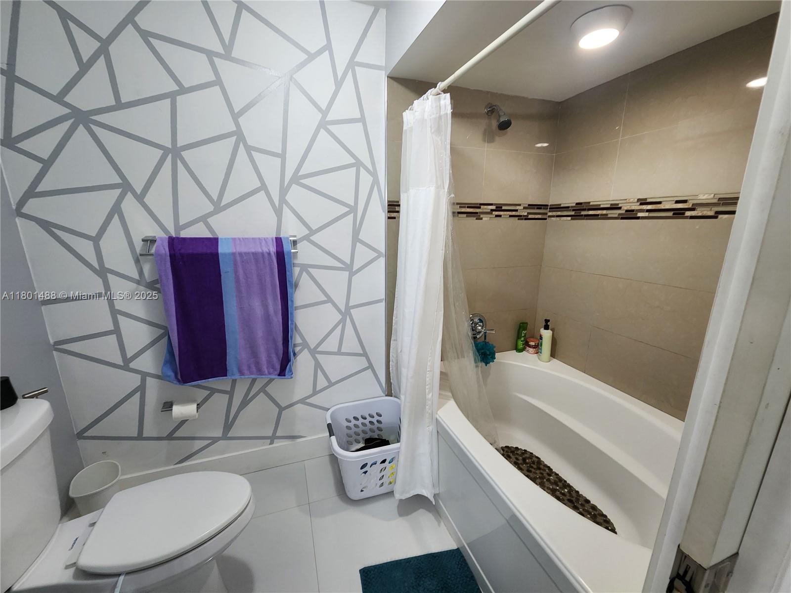 BARCLAY ESTATES 1ST ADDN - Residential